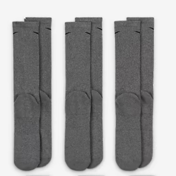 NIKE
Training Crew Socks (3 Pairs)
Nike Everyday Cushioned - Picture 3 of 4